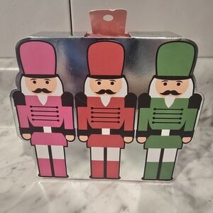 Spongy Babe Nutcracker Sponges